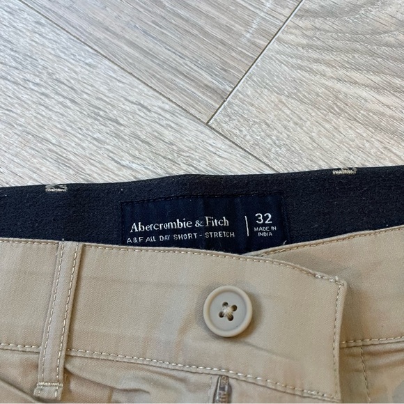 Abercrombie & Fitch shorts - Picture 3 of 3